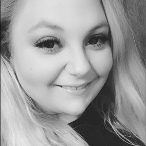 Meet your Posher, Molly